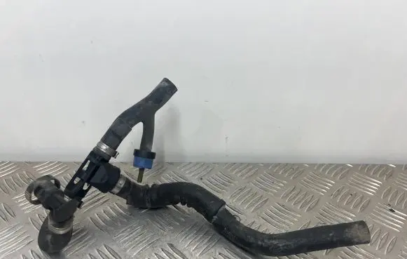 Audi A8 S8 D3 4E Engine coolant pipe/hose 07L133783B 078133753A
