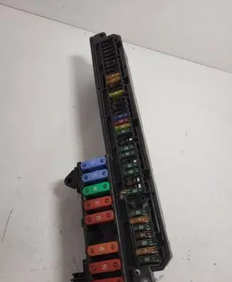 BMW 5 E60 E61 Fuse module 61146957330