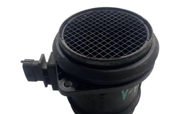 Volvo V70 Mass air flow meter 0281002730 30677999