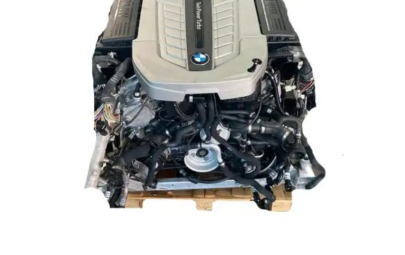 BMW 7 F01 F02 F03 F04 Engine N74B60A