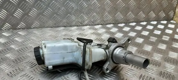 Skoda Octavia Mk3 (5E) Master brake cylinder 5Q2611301H