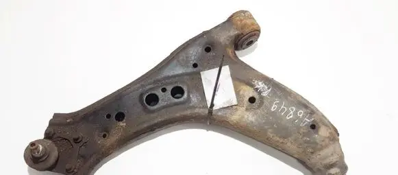 Volkswagen Polo IV 9N3 Front lower control arm/wishbone