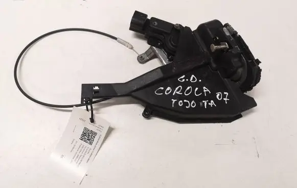 Toyota Corolla E120 E130 Rear door lock