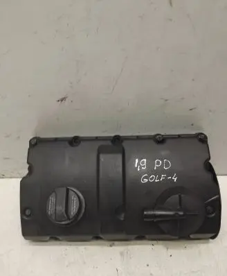 Volkswagen Golf IV Rocker cam cover 038108475q