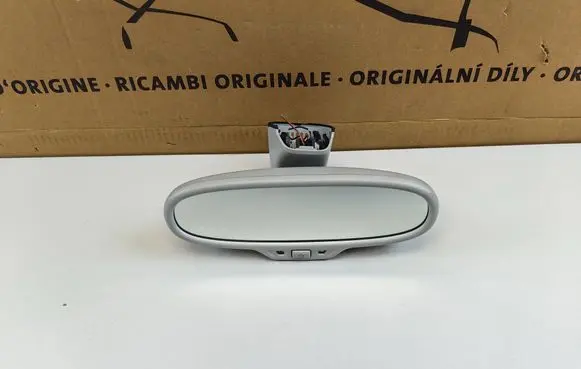 Audi A3 S3 8V Rear view mirror (interior) 8U0857511A 8V0907299A 8U0857511AEP5