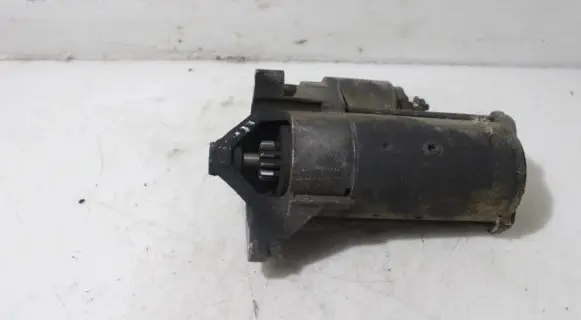 Peugeot 406 Starter motor D7R27