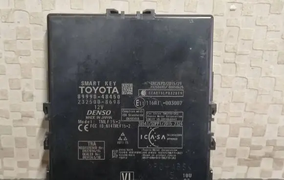 Lexus RX 450H Keyless (KESSY) go control unit/module 89990-48450