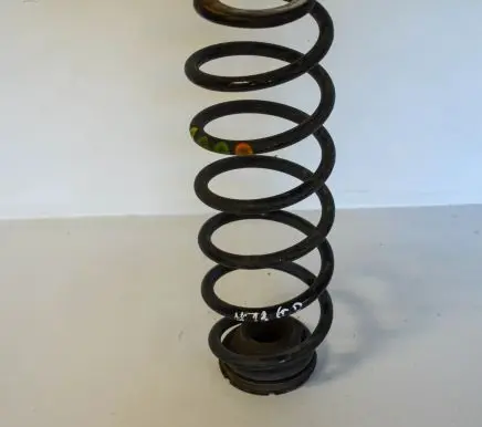 Volkswagen Polo Rear coil spring