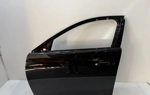 Opel Astra L Front door 