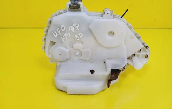 Honda Civic Front door lock