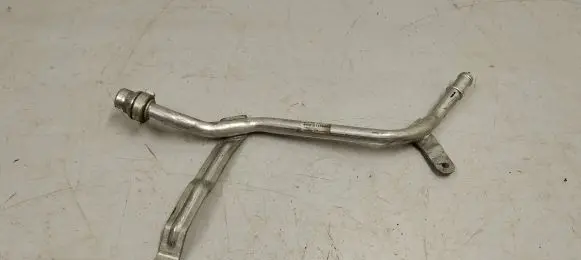 Audi Q7 4M Engine coolant pipe/hose 4m0121485bq 4m0121485b 4m0121485