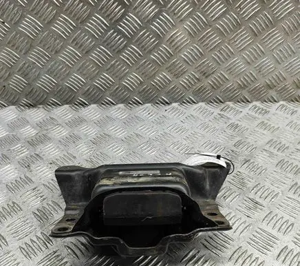 Volkswagen Golf VII Engine mount bracket 5Q0199555BG