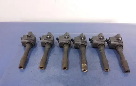 High voltage ignition coil