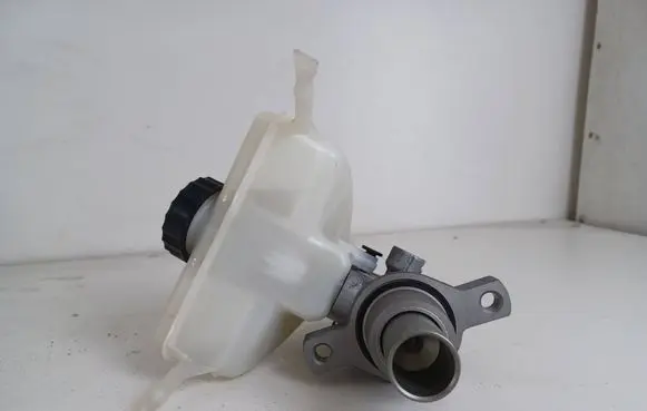 Mercedes-Benz E W238 Master brake cylinder A2054300002KMI A2054300002