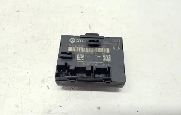 Audi A4 S4 B8 8K Door control unit/module 8K0959795C