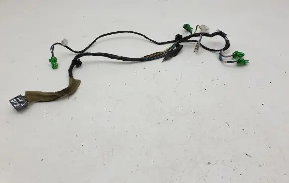 Mitsubishi Outlander Cooling fan wiring 8520A041