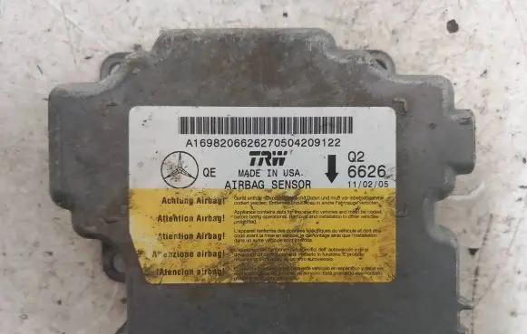 Mercedes-Benz A W169 Airbag control unit/module A1698206726