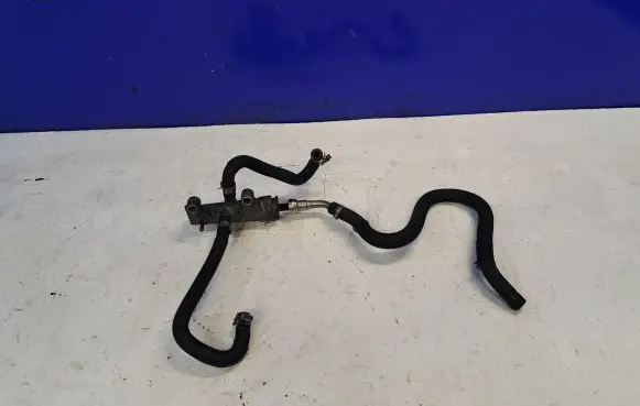 Saab 9-5 Fuel pressure regulator 55203803