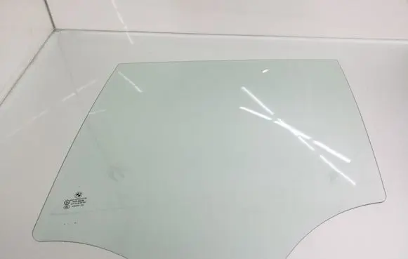 BMW X1 E84 Rear door window glass