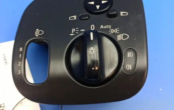 Mercedes-Benz C W203 Light switch A2035451404