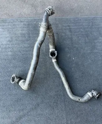 Mercedes-Benz E W213 Engine coolant pipe/hose A2135011703