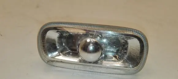 Audi A4 S4 B7 8E 8H Front fender indicator light 8E0949127
