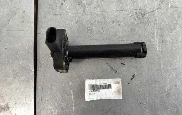 BMW 5 F10 F11 Oil level sensor 12617607909 12617567722 7607909