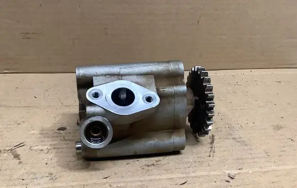 Ford Focus Oil pump 1S7G6600BJ