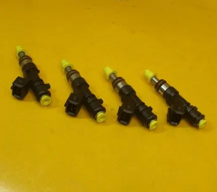 Opel Astra J Fuel injector 0280158108