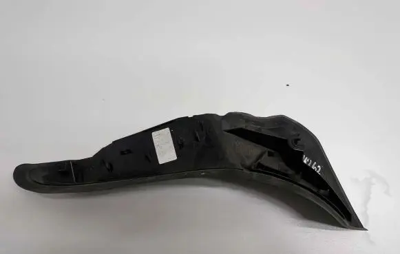 BMW 5 G30 G31 Other trunk/boot trim element 630371