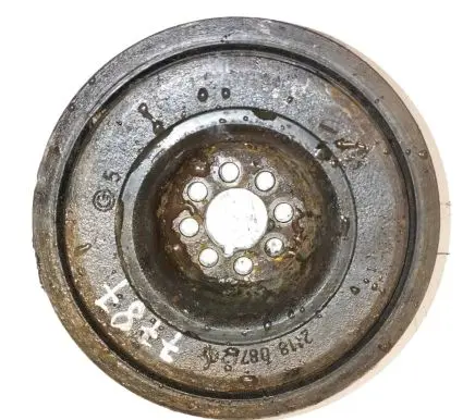 Volkswagen Touareg I Crankshaft pulley 2118087201