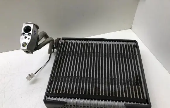 Nissan Juke I F15 Air conditioning (A/C) radiator (interior) 922001HF0A