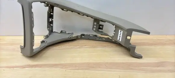 Citroen C5 Center console 81230621