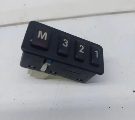 BMW 5 E39 Seat memory switch 8352160