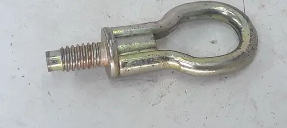 Ford Mondeo Mk III Towing hook eye 