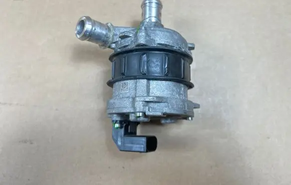 Porsche Taycan 9J1 Electric auxiliary coolant/water pump 9J1965567F