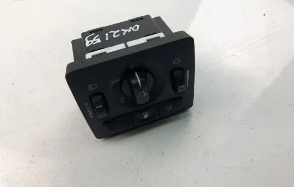 Volvo V50 Light switch 30739298