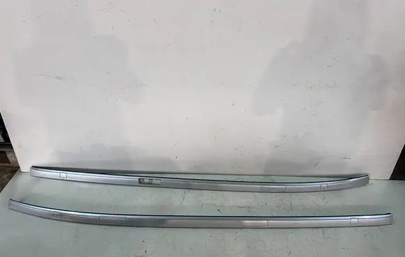 Roof trim bar molding cover