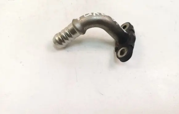 Nissan Juke I F15 Turbo turbocharger oiling pipe/hose
