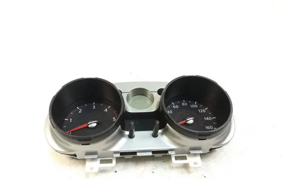 Nissan Qashqai Speedometer (instrument cluster) 7322459 JD560