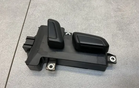 Skoda Superb B8 (3V) Seat control switch 4G0959748