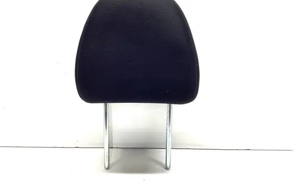 Nissan Qashqai Front seat headrest 