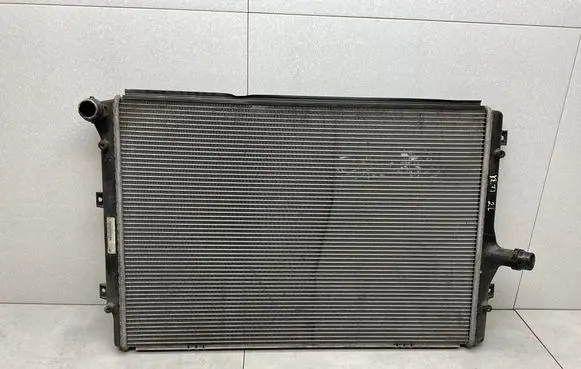 Skoda Yeti (5L) Coolant radiator 1K0121251DM