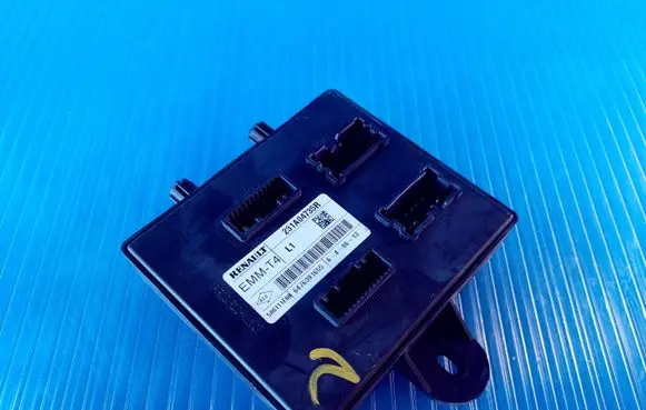 Renault Clio IV Other control units/modules 231A04735R