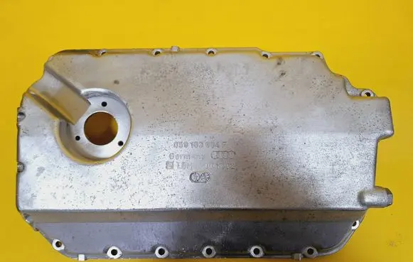 Audi A6 S6 C5 4B Oil sump 059103604F