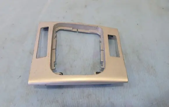 BMW 3 E46 Gear shifter surround trim plastic 8209372