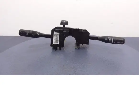 Chevrolet PT Cruiser Other switches/knobs/shifts 04671872AB