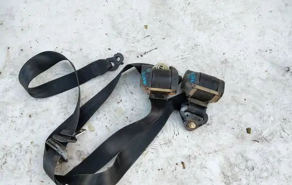 Renault Master II Front seatbelt 