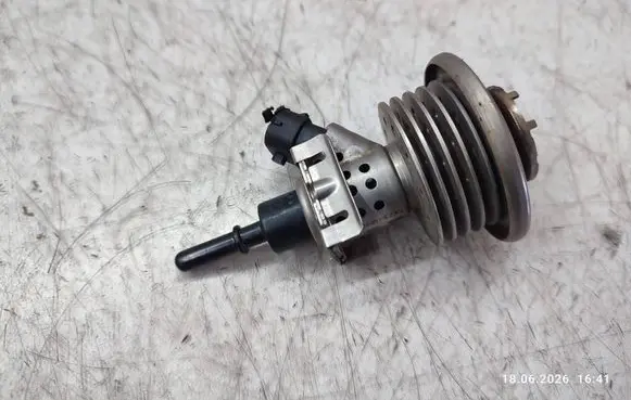 Jaguar XE AdBlue injector FX23189E3AA