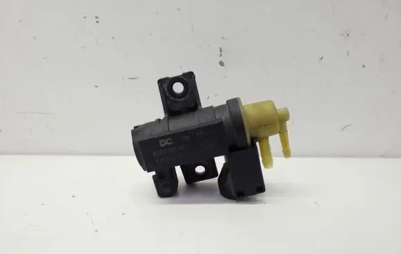 Nissan Juke I F15 Turbo solenoid valve 8200790180